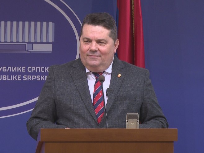 Стевандић: Српска има право да се брани и употријеби сва могућа средства