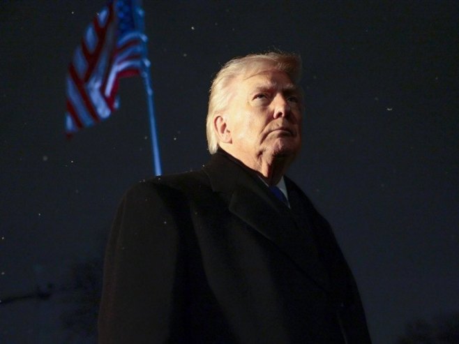 Трамп: Спреман сам на војну акцију ако не буде договора са Ираном