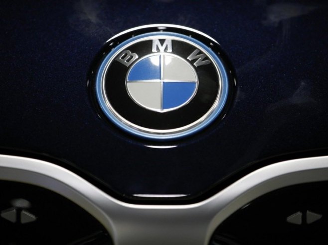 "Бе-Ем-Ве" повлачи стотине хиљада аутомобила због могућег пожара