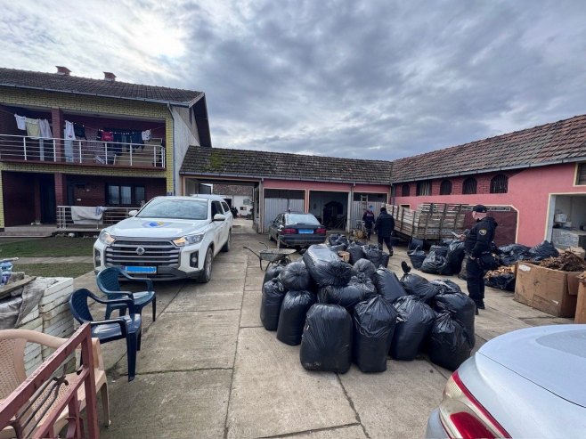 Једна од највећих запљена дувана откад постоји УИО; Ухапшено 15 лица (ФОТО)