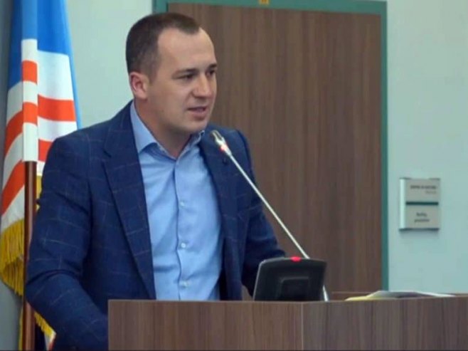 Симић: Док село слаби и пропада, град ћути, а када пољопривредник пропадне, остаје и наша Семберија без будућности