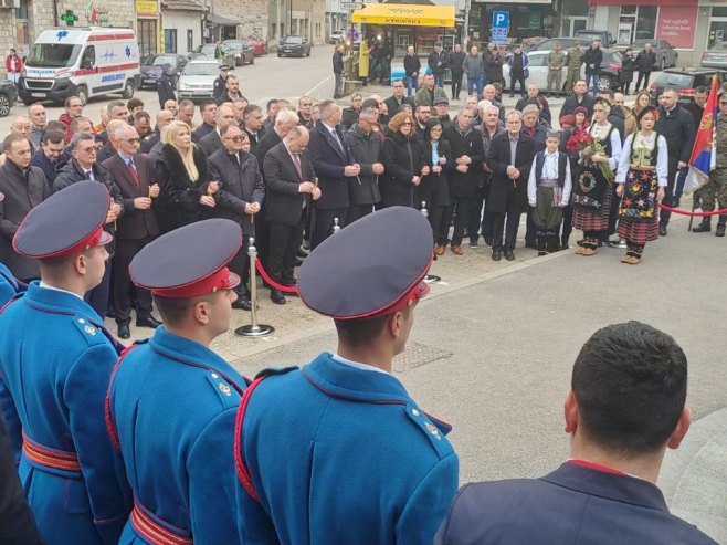 Вишеград, положени вијенци - Фото: РТРС