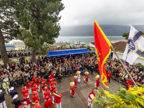 Празник настављен фештом од мимозе, рибе и вина у Баошићима