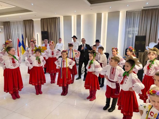 Прњавор: Одржана украјинска забава, указано на важност очувања традиције