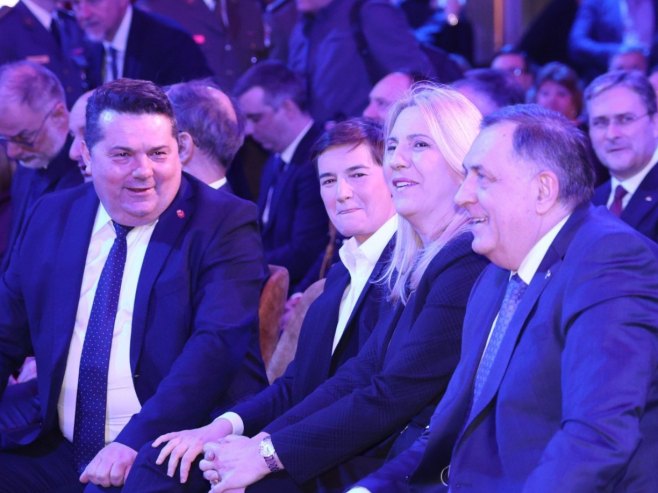 Додик: Сретење је празник слободе и државности - везе Србије и Српске су нераскидиве