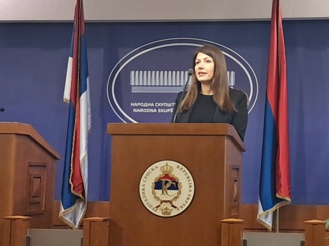 Кузмић: Мљекарством и пољопривредом бавимо се сваки дан