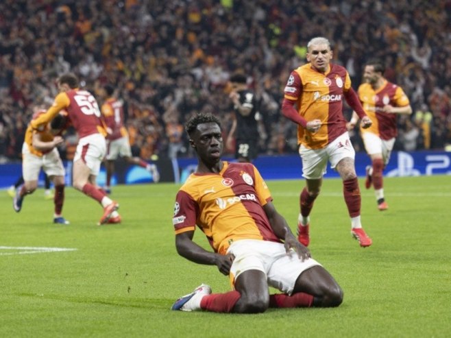 Дебакл Јувентуса у Истанбулу, Галатасарај надомак осмине финала ЛШ (ВИДЕО)