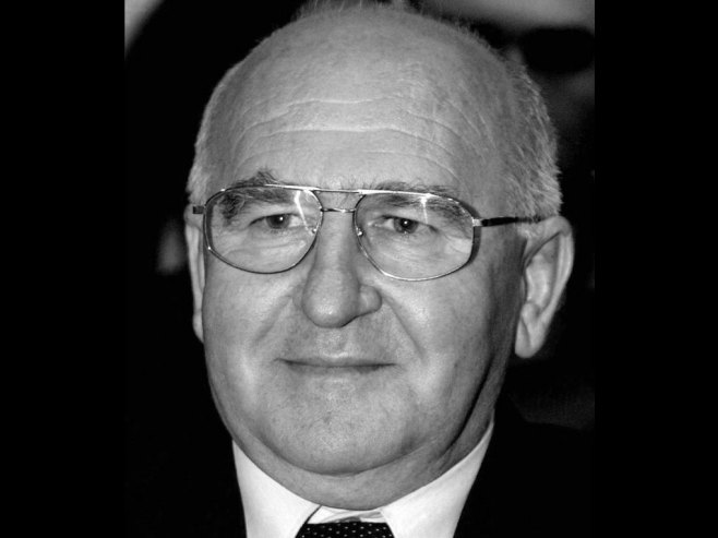 Борислав Паравац (Фото: EPA PHOTO EPA/DRAGO VEJNOVIC, илустрација) Борислав Паравац (Фото: EPA PHOTO EPA/DRAGO VEJNOVIC, илустрација) -