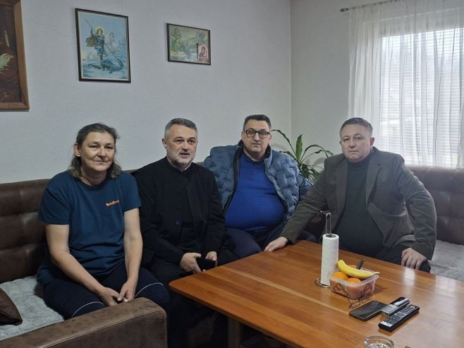 Помоћ повратничкој породици - Фото: Уступљена фотографија