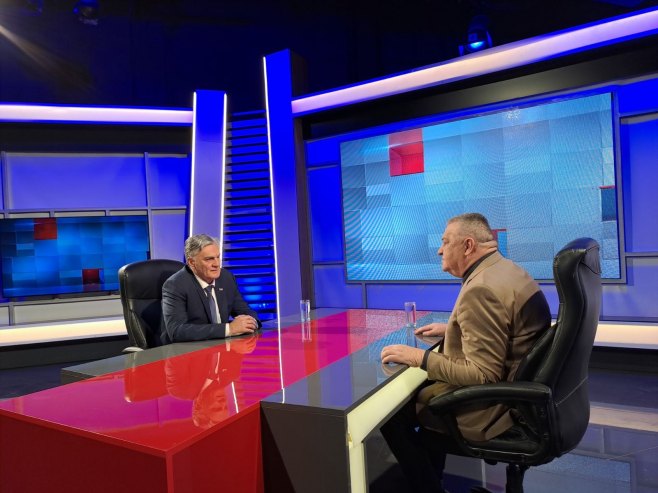 РТРС, 21.00 - ТЕЛЕРИНГ: Гост предсједник Републике Српске Синиша Каран (ВИДЕО)