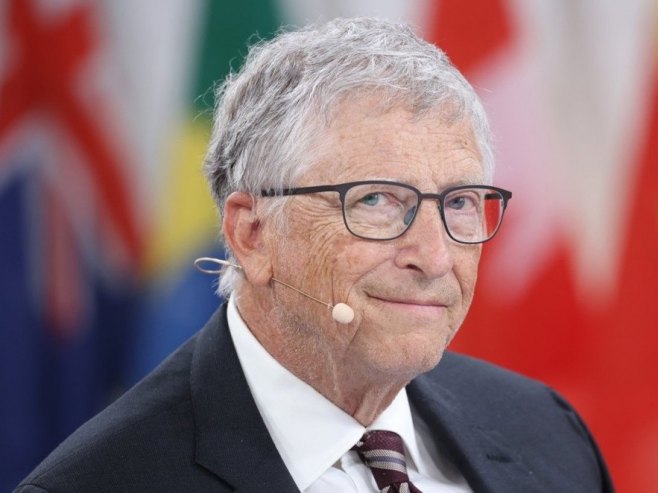 Бил Гејтс отказао говор на Самиту у Индији због питања о везама са Епстином