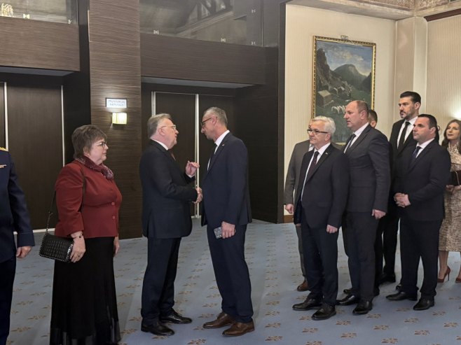 У Амбасади Руске Федерације у Сарајеву пријем поводом Дана бранилаца отаџбине (ФОТО)