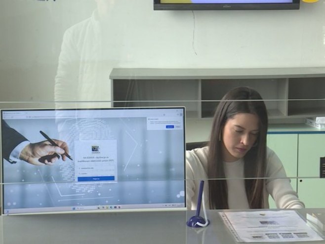 Брчко корак ка дигиталној трансформацији: Отворена канцеларија за електронски потпис