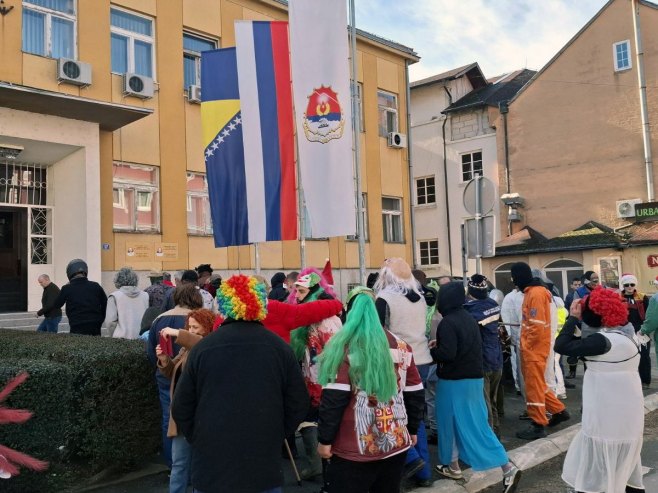 Покладске машкаре у Броду - Фото: СРНА