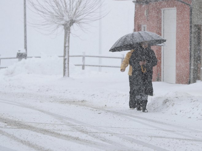На сјевероистоку Словеније око 3.000 потрошача већ трећи дан без струје