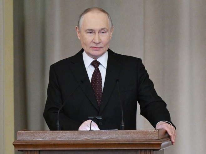 Путин: Русија се бори за своју будућност, истину и правду