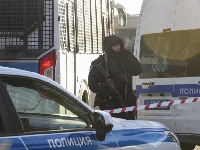 Експлозија у Москви, погинуо полицајац