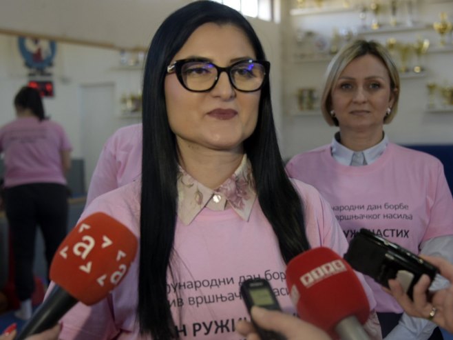 Игњатовић: Важно охрабрити дјецу да не трпе насиље