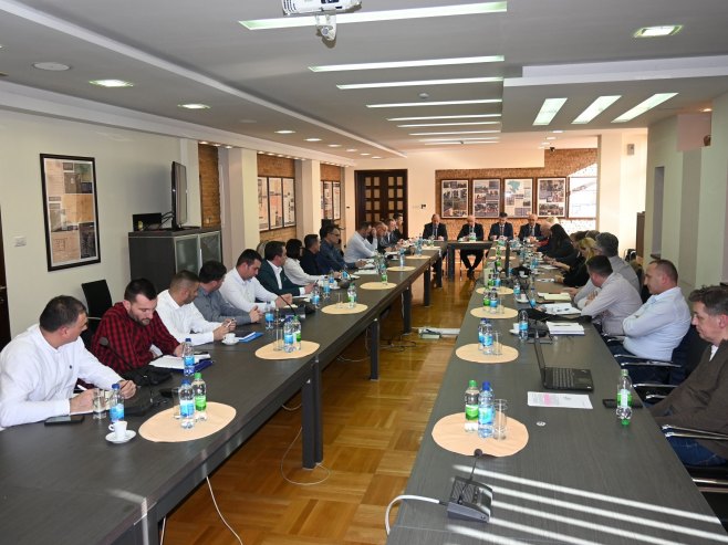 Ђокић: У плану издавање гаранција за кредитна задужења од 400 милиона КМ