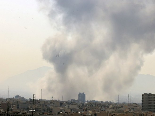 Напад на Иран (Фото: EPA/ABEDIN TAHERKENAREH) - 