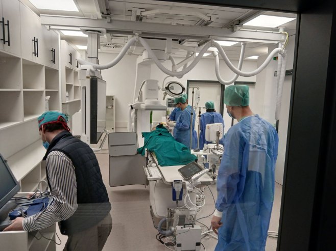 У новој болници у Требињу изведен први мањи оперативни захват