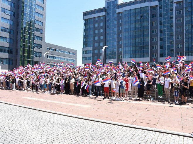 Велика жеља српских основаца да у јуну дођу у Републику Српску