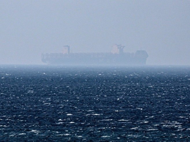 Танкери са нафтом избјегавају пловидбу кроз Ормуски мореуз
