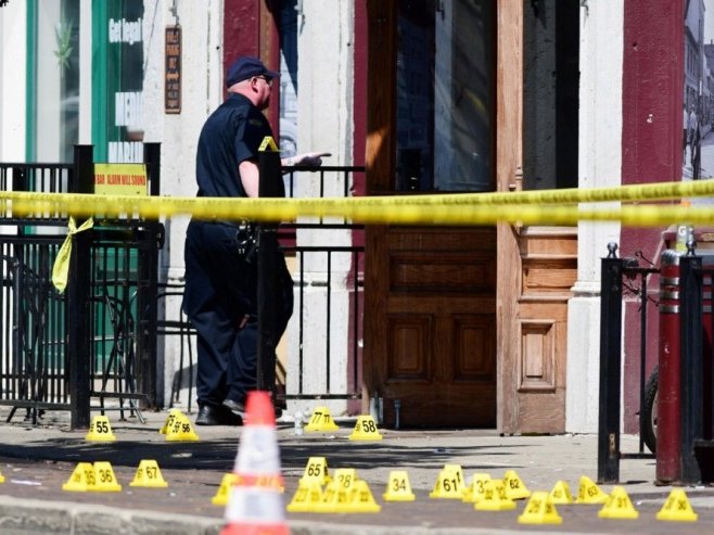 Најмање девет особа повријеђено у пуцњави у ноћном клубу у Синсинатију у САД (ВИДЕО)