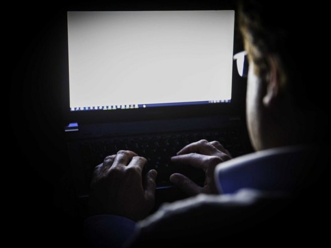 Добој: На интернету забиљежена прогањања и искориштавања дјеце за порнографију