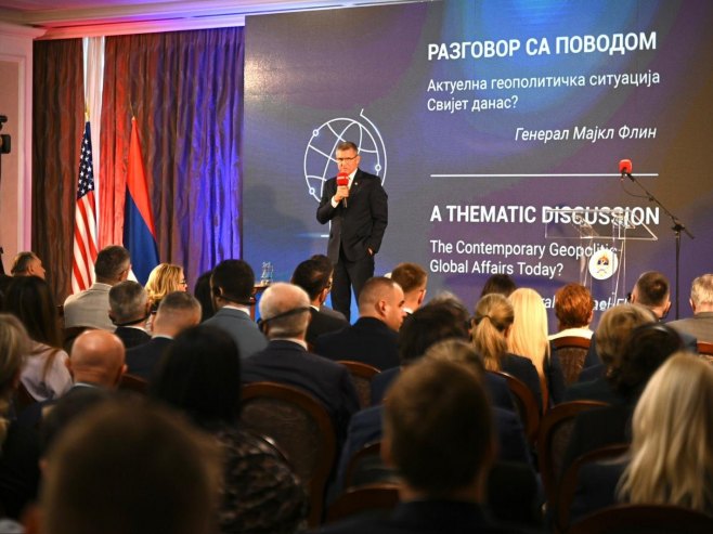 Предавање америчког генерала Мајкла Флина (фото: Aleksandar Stupar/banjaluka.net) - 