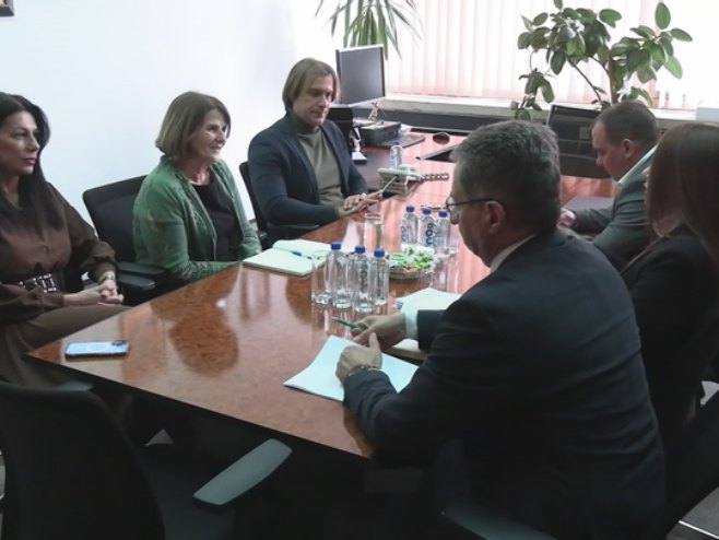 Кузмић: Подршка развоју центра за сјеменску и расадничку производњу (ВИДЕО)