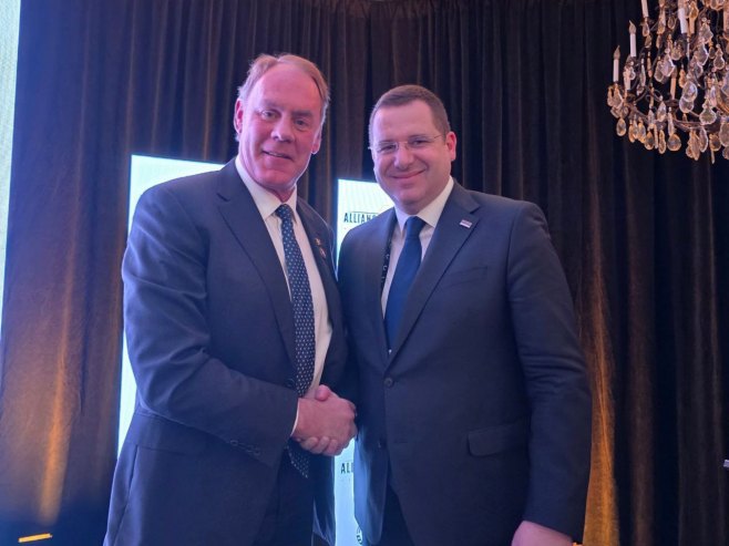 Ковачевић са Зинкеом: Највећи интерес је како рат у Ирану може утицати на радикалне исламистичке елементе у региону