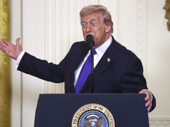 Трамп: Куба ће "убрзо пасти", спремамо специјалну политику према Хавани