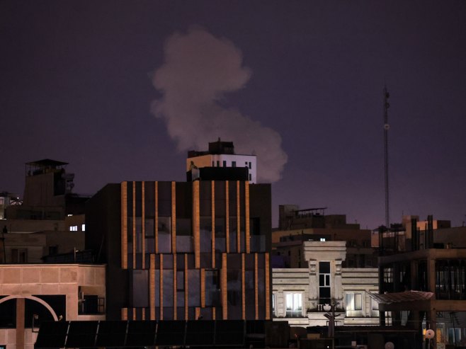 Иранске ракете погодиле Дубаји Марину (ВИДЕО)