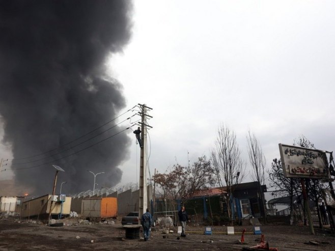 Техеран (фото: EPA/ABEDIN TAHERKENAREH) Техеран (фото: EPA/ABEDIN TAHERKENAREH) -