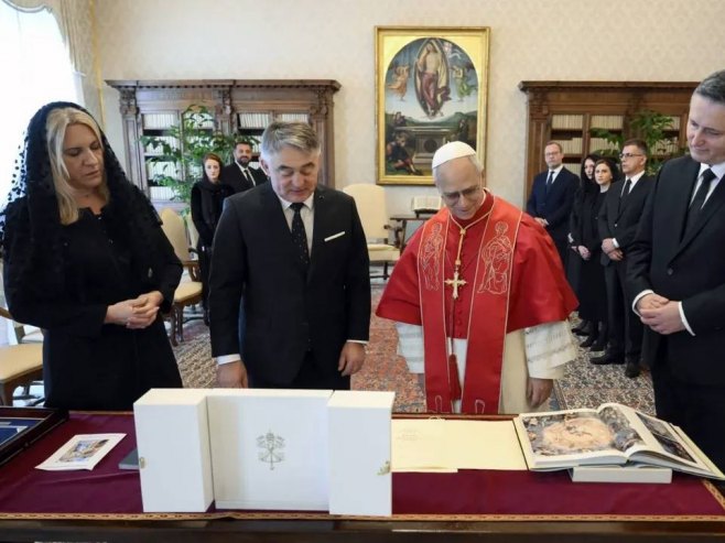 Чланови Предсједништва БиХ у Ватикану са папом Лавом