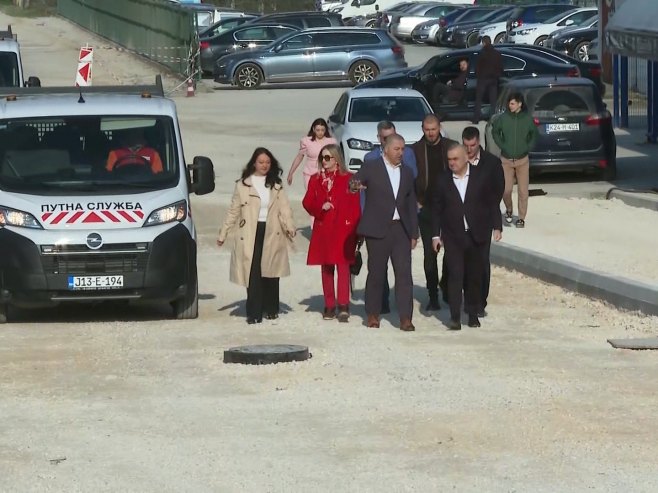 Стевановић и Јанковић посјетили мјесто изградње моста у бањалучком насељу Чесма