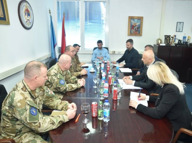 Кострешевић са ЕУФОР-ом - Фото: Уступљена фотографија