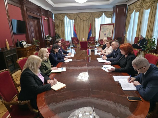 Интензивирати сарадњу са Свјетском банком кроз заједничке пројекте