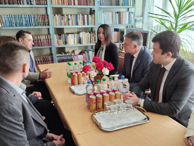 Око 95 хиљада KM за санацију објеката основних школа у Братунцу и Сребреници