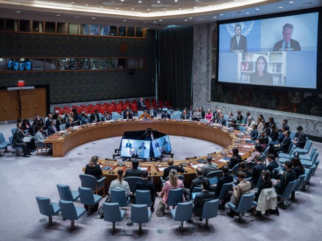 СБ УН усвојио нацрт резолуције о обустави иранских напада на земље Персијског залива