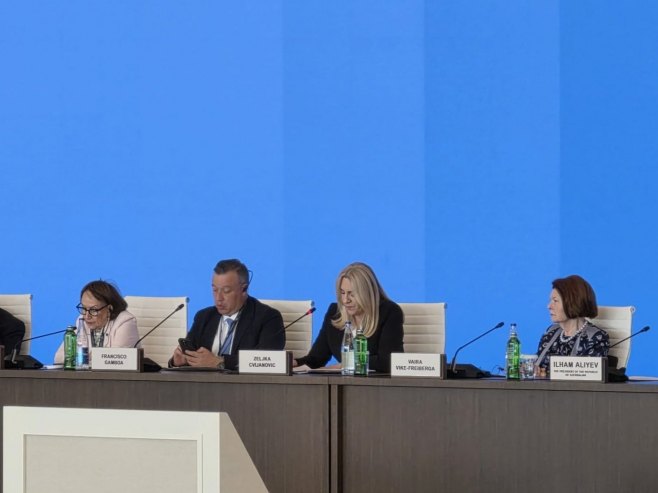 Цвијановић на Глобал форуму у Бакуу: Премошћавање подјела у свијету транзиције (ФОТО)