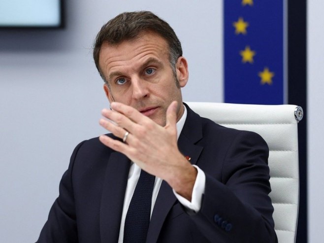 Макрон позвао Израел да одустане од копнене офанзиве у Либану