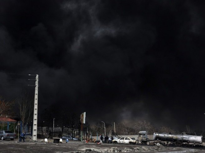 Руски експерт упозорава: Чађ од сагоријевања нафте у Ирану стићи ће и до Арктика