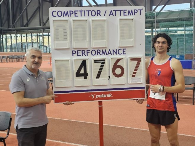 Одлична дворанска сезона за атлетичара Луку Ивичића (ФОТО)