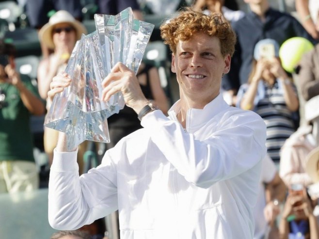 Тријумф Синера и Сабаленке у Индијан Велсу (ФОТО)