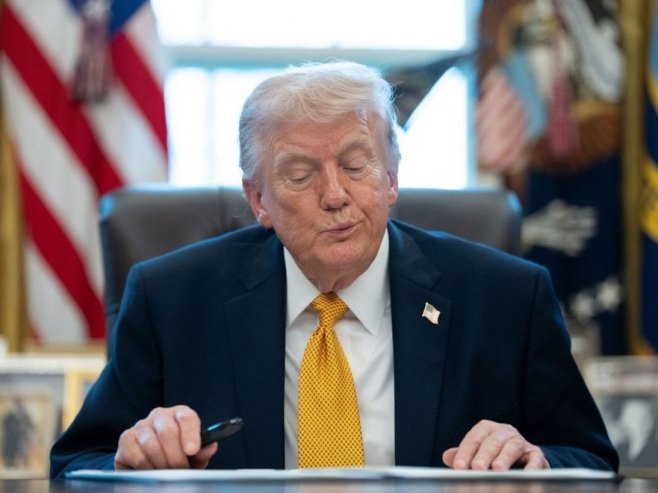 Трамп: Без напада на Иран би избио нуклеарни конфликт и трећи свјетски рат