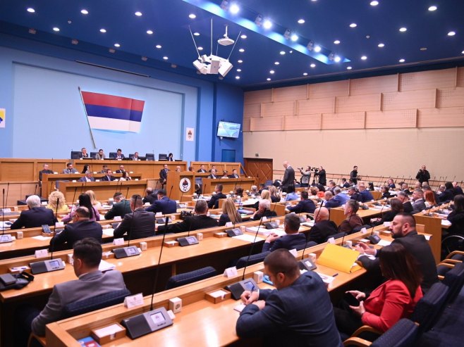 Размотрен Нацрт закона о платним услугама, закључено засједање; Наставак сједице заказан за уторак, 24.марта