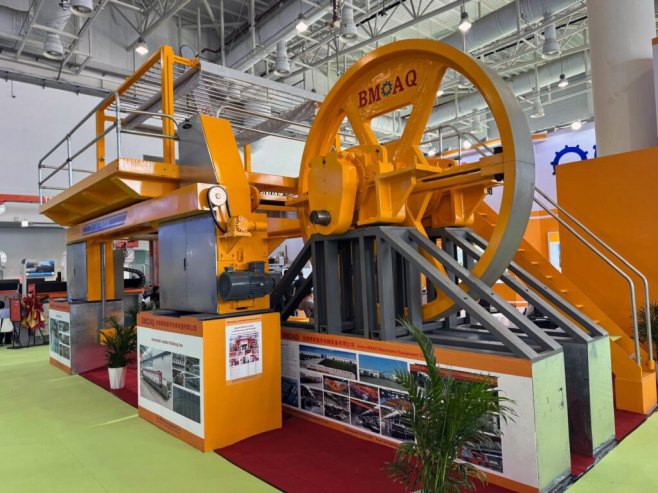 Рудник мермера "Хреша" на сајму у Кини