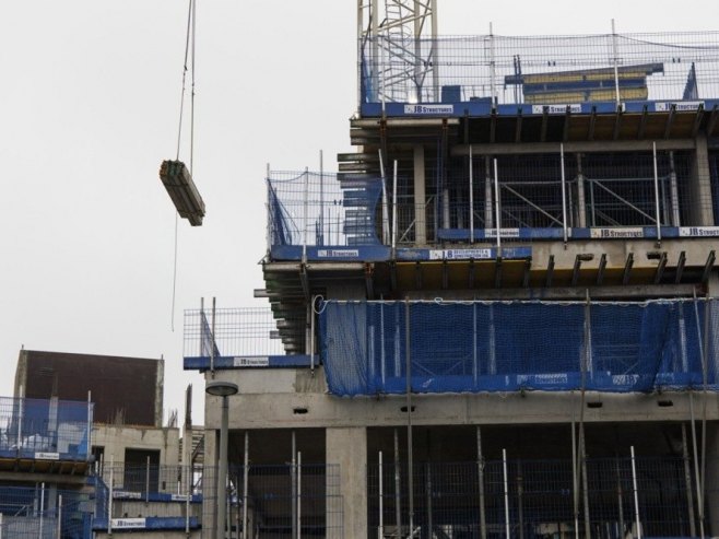 Беч: Четири особе погинуле при паду скеле на градилишту